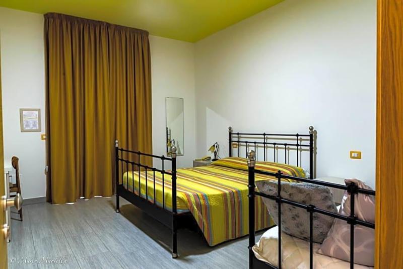 Pina Ristorante Hotel image