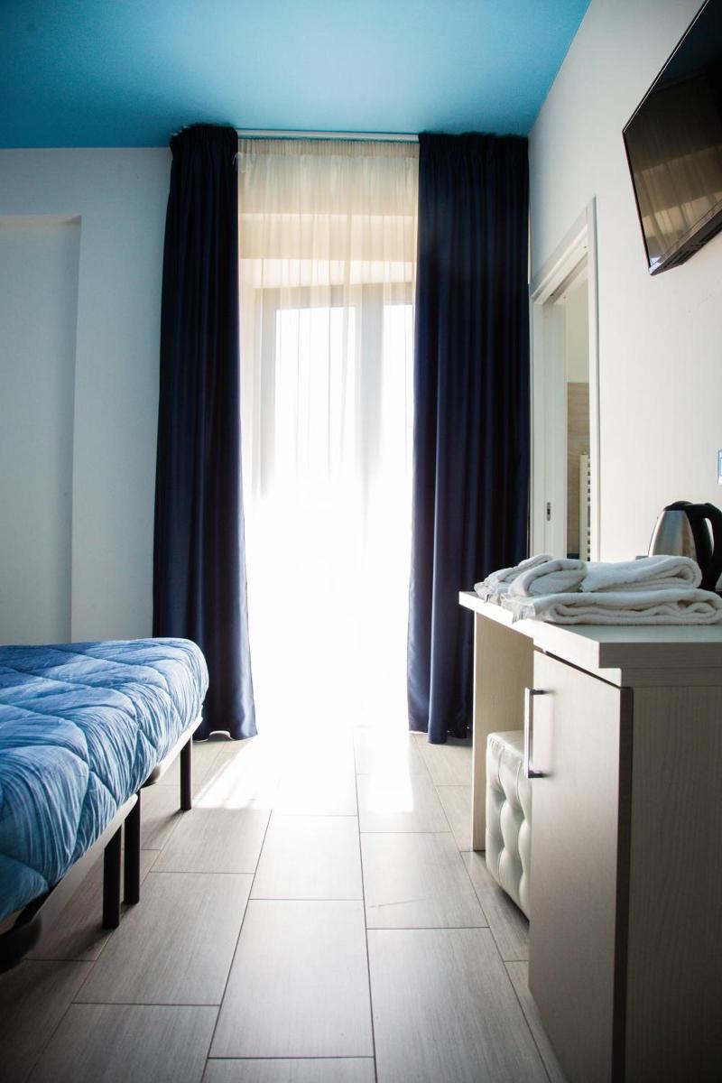 Pina Ristorante Hotel image