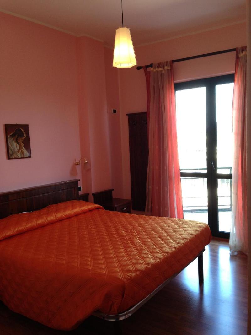 Pina Ristorante Hotel image