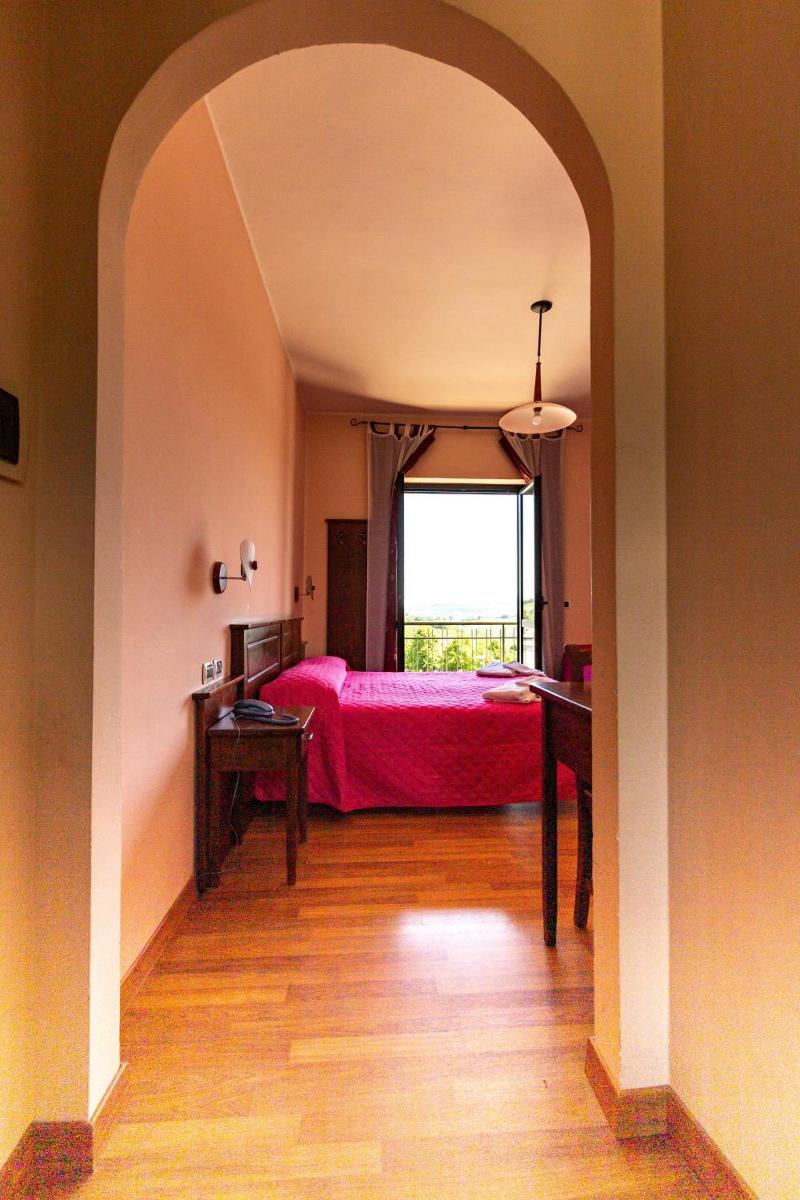 Pina Ristorante Hotel image