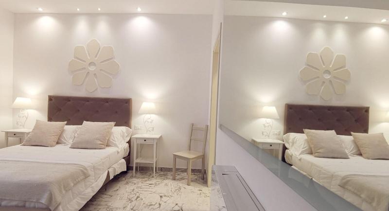 Flos Guest House image