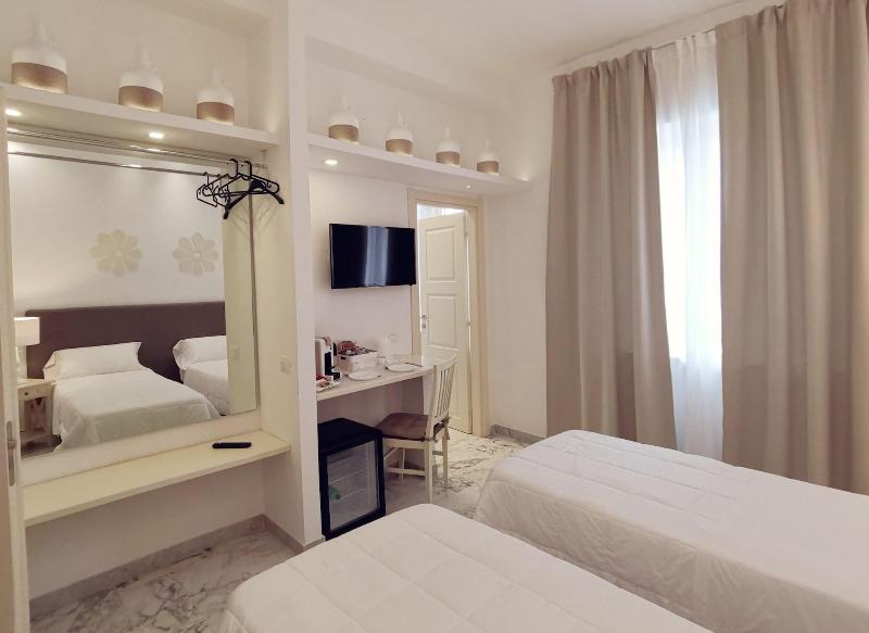Flos Guest House image