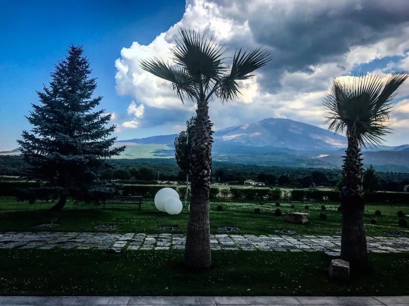 La Fucina Di Vulcano image