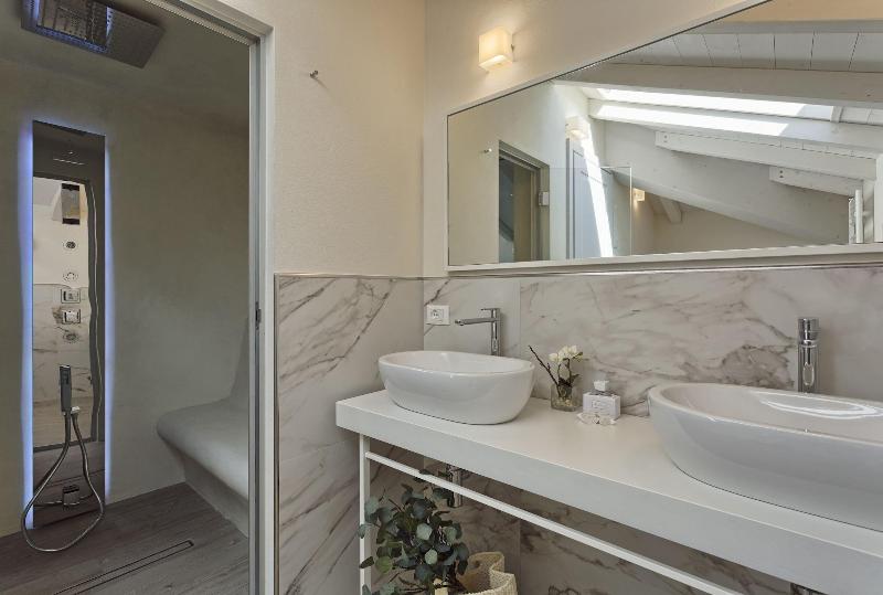 Relais Ginevra image