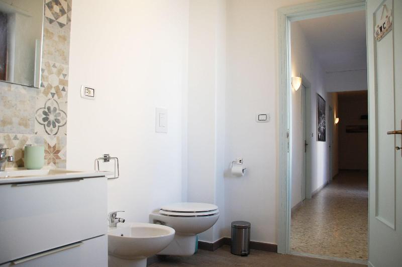 Bari Rooms Central Station image