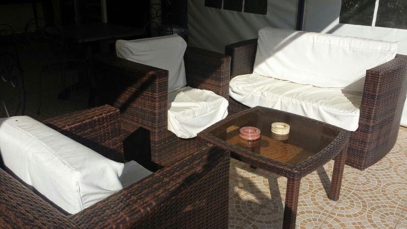 Bed And Breakfast Coral Blue image