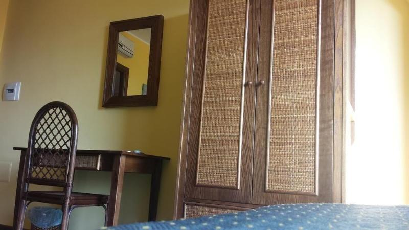 Bed And Breakfast Coral Blue image