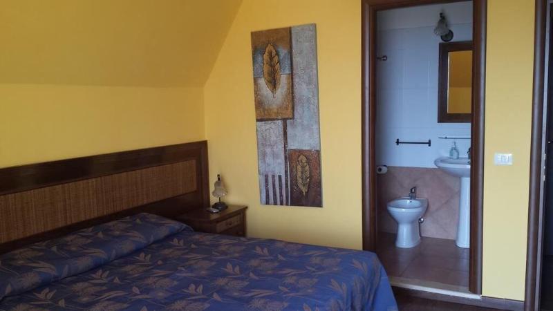 Bed And Breakfast Coral Blue image