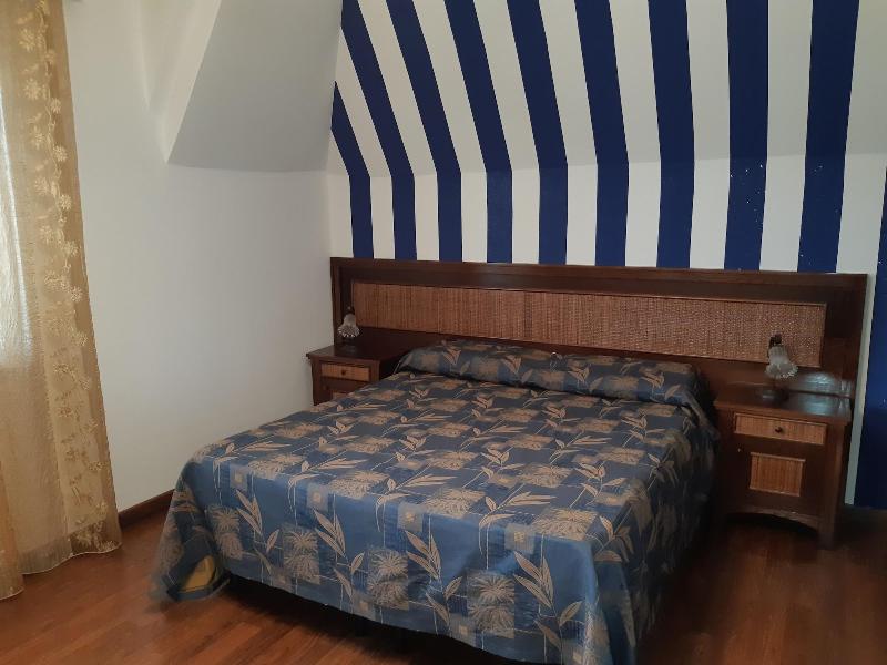 Bed And Breakfast Coral Blue image