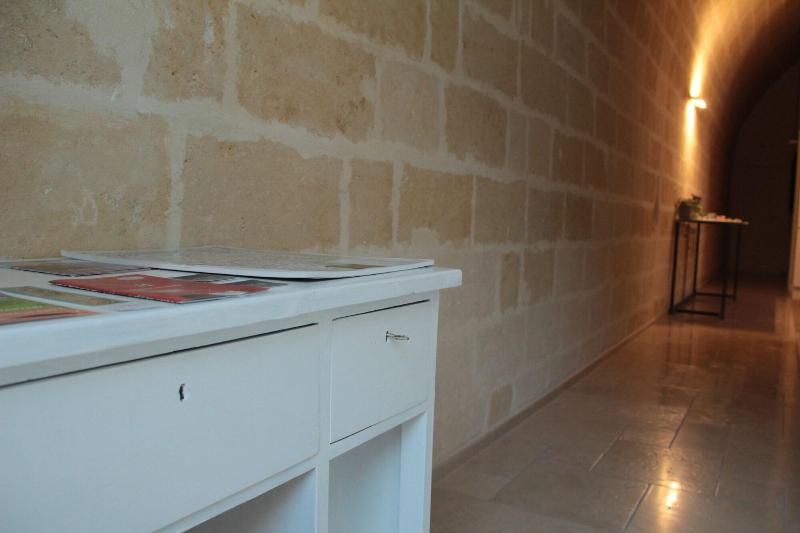 Lamia Room Rentals image