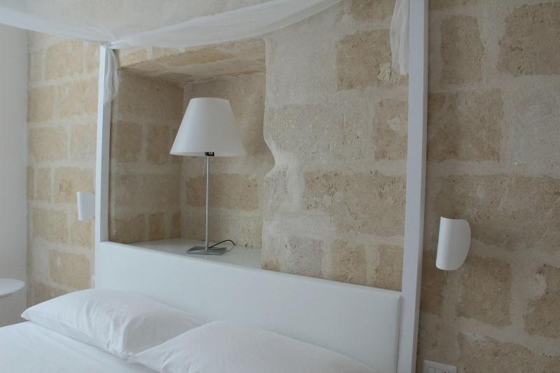 Lamia Room Rentals image