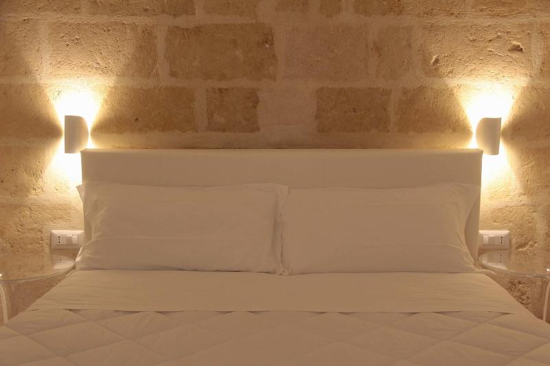 Lamia Room Rentals image