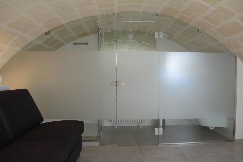 Lamia Room Rentals image