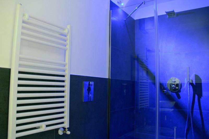 Lamia Room Rentals image