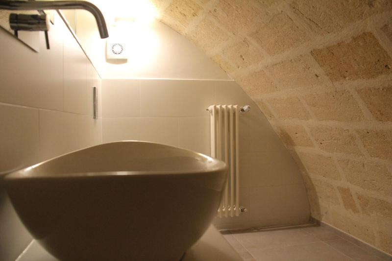 Lamia Room Rentals image