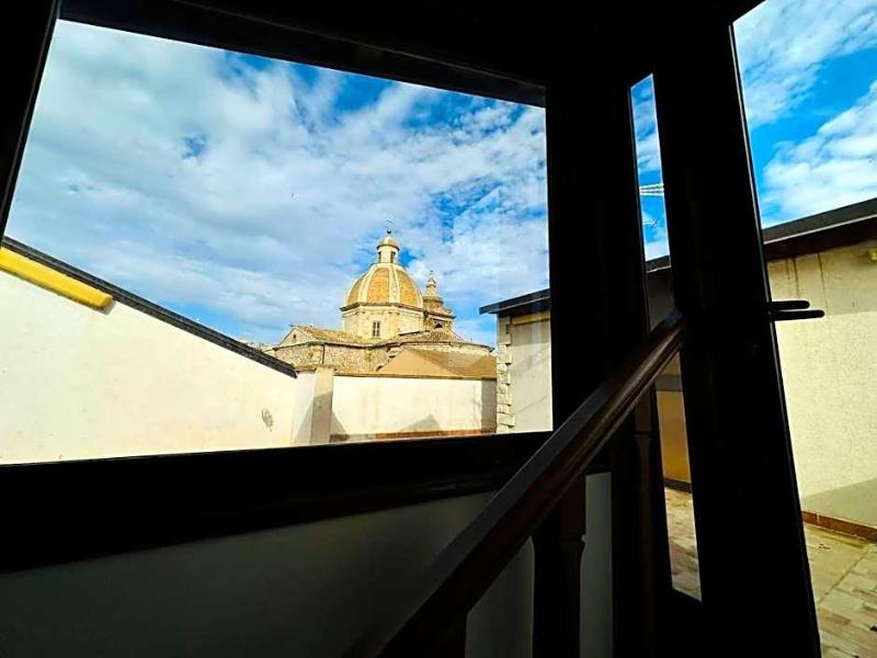Piazza Grande image
