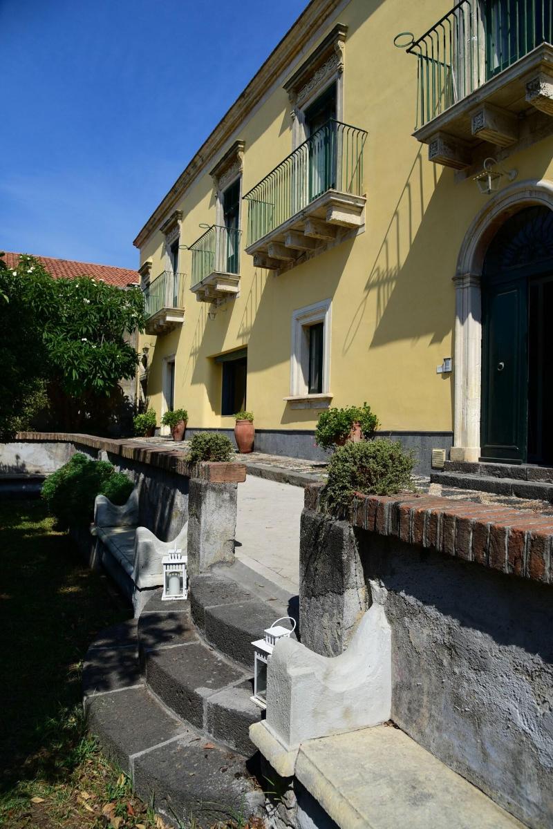 Giardino Arancio image