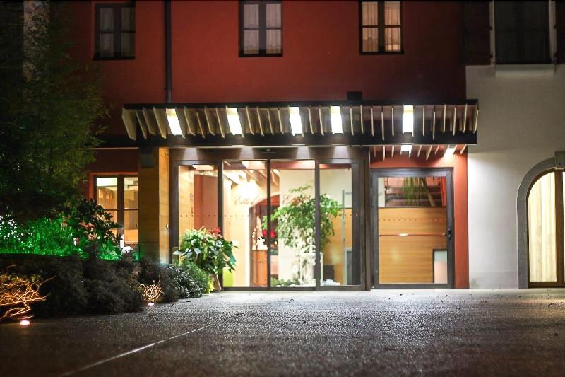Hotel Ristorante Elliot image