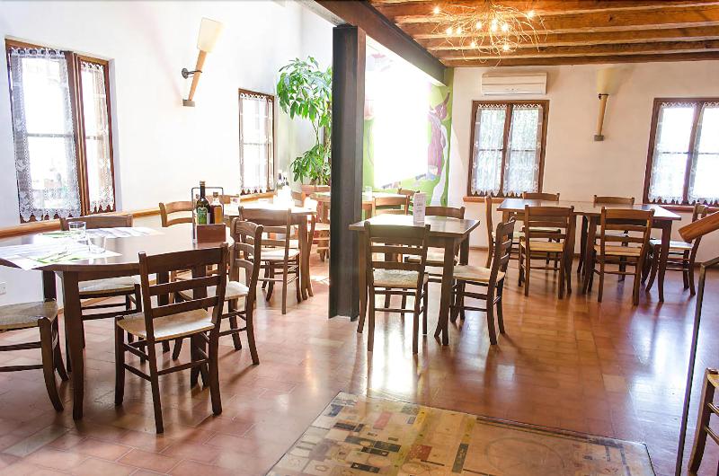Hotel Ristorante Elliot image