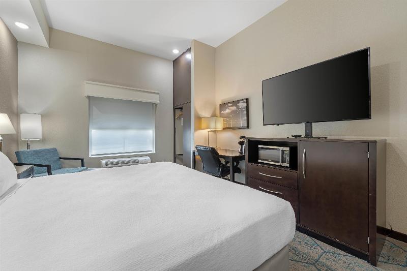 Best Western Plus McPherson image