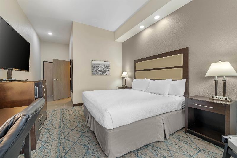 Best Western Plus McPherson image