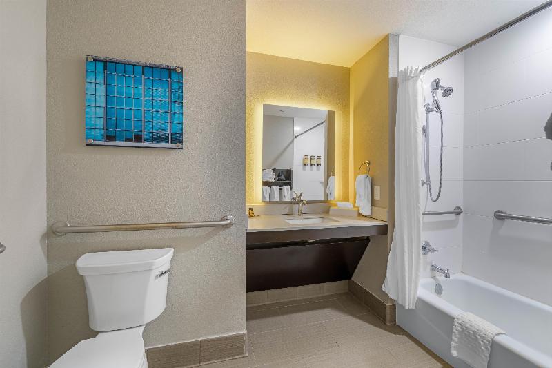Best Western Plus McPherson image