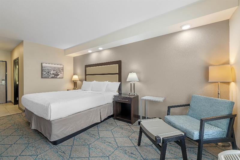 Best Western Plus McPherson image