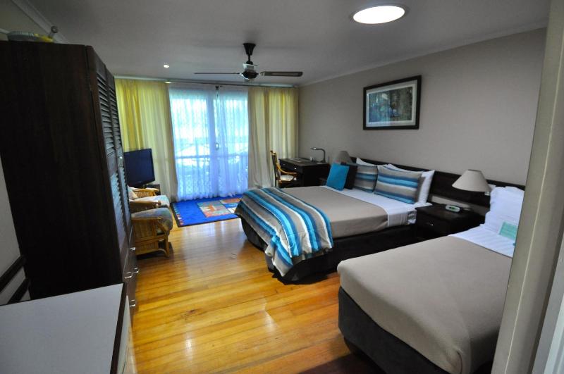 Madang Resort image