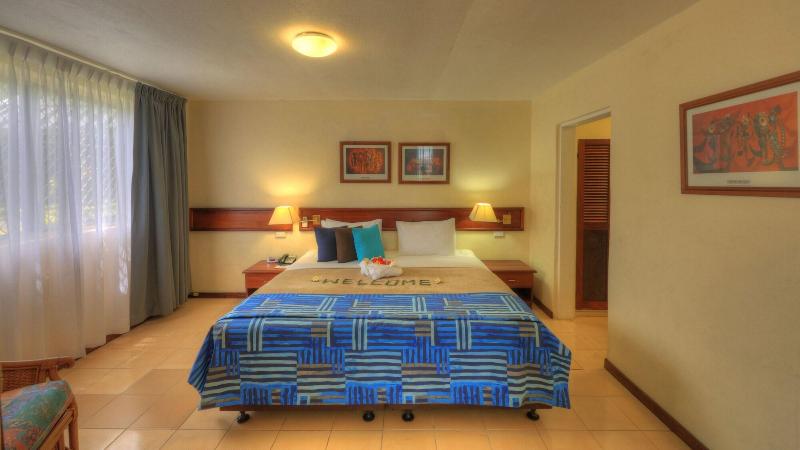 Madang Resort image
