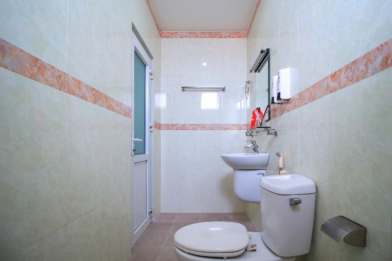 RedDoorz Chin Sao Hotel Nguyen Thi Thap image