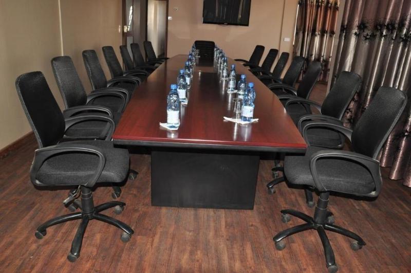 67 Airport Hotel image