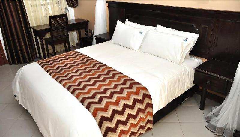 67 Airport Hotel image