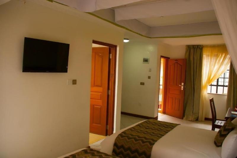 67 Airport Hotel image