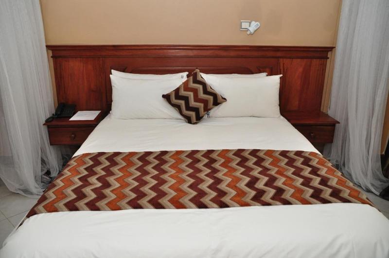 67 Airport Hotel image
