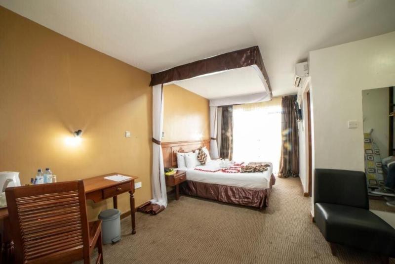 67 Airport Hotel image