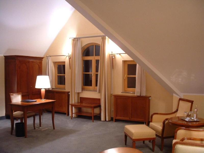Altstadt Hotel Bräu Wirt image