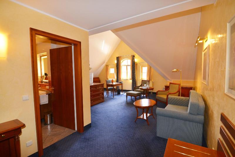 Altstadt Hotel Bräu Wirt image