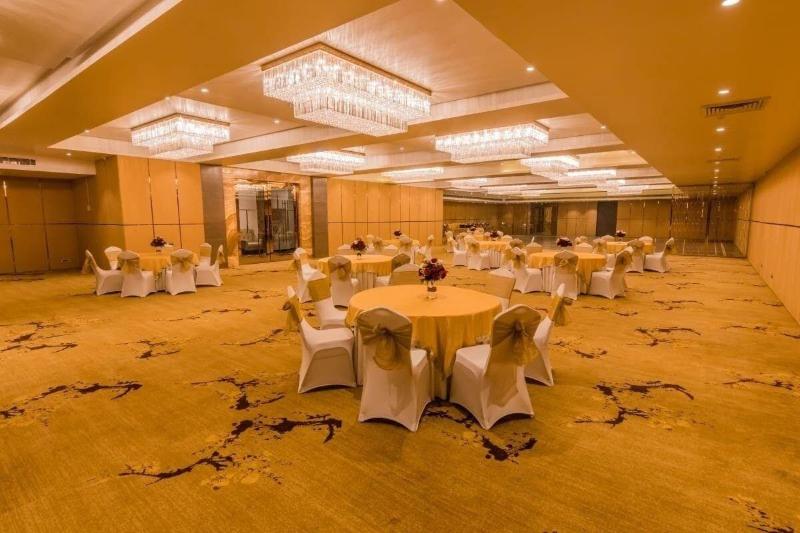 Amara Gateway Hotel image