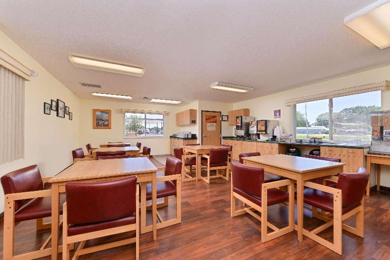 Americas Best Value Inn And Suites Spring Valley image 1