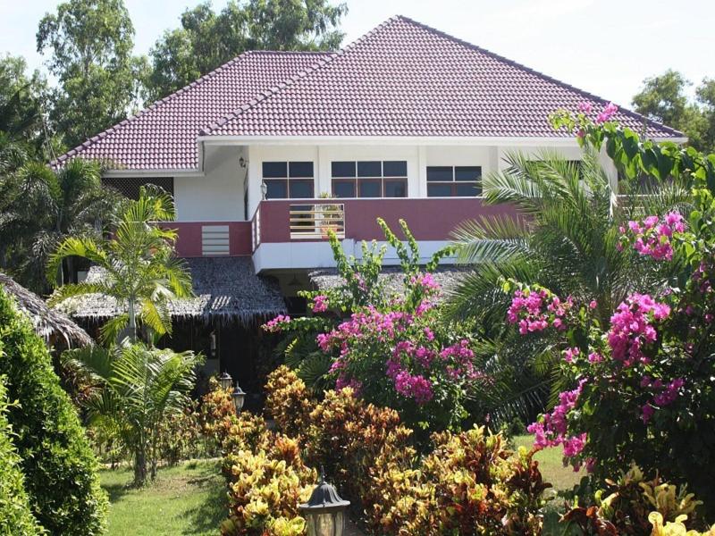 Ao Thai Resort