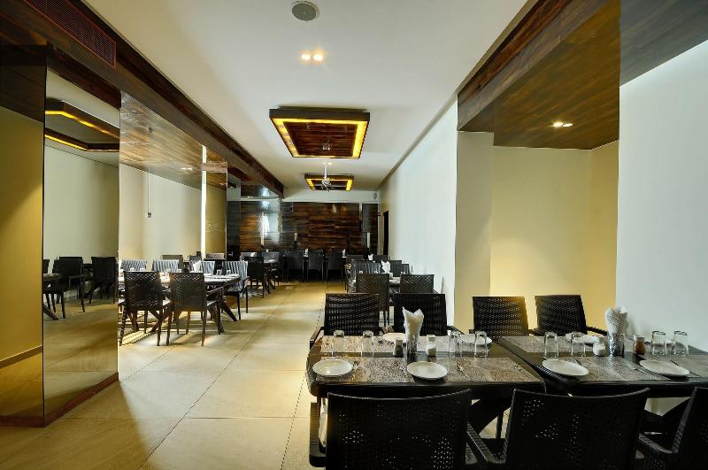 Apaar Hotel image