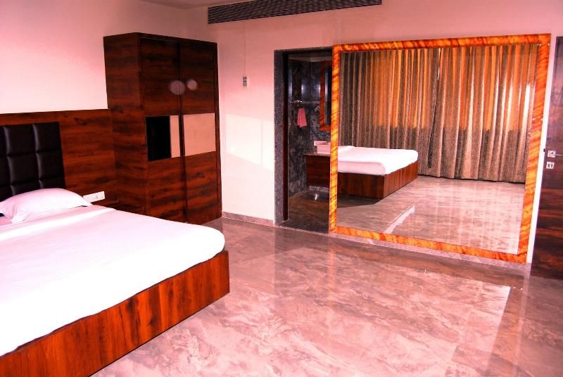 Apaar Hotel image