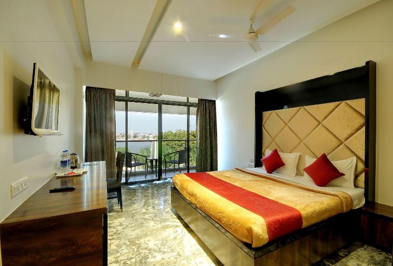 Apaar Hotel image