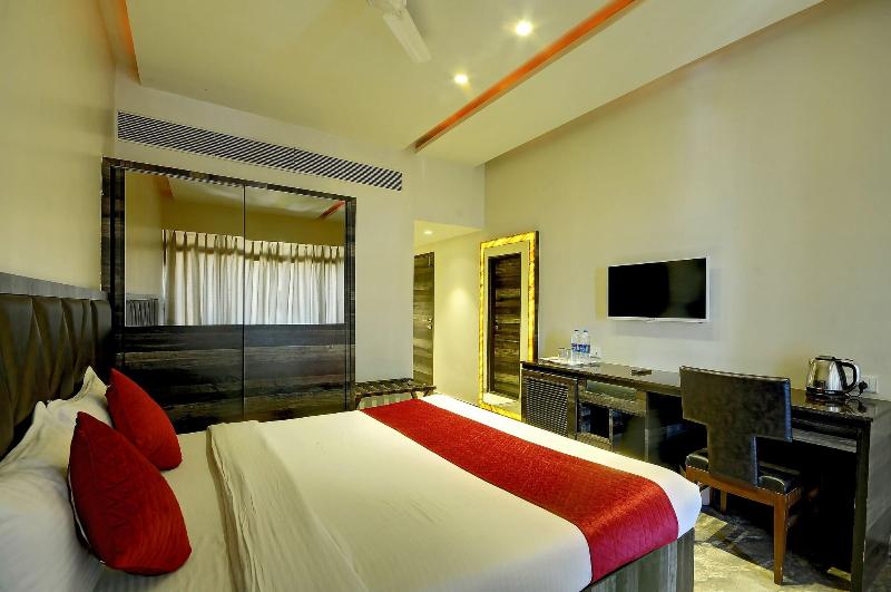 Apaar Hotel image