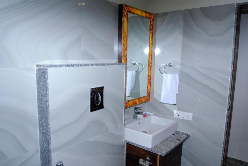 Apaar Hotel image