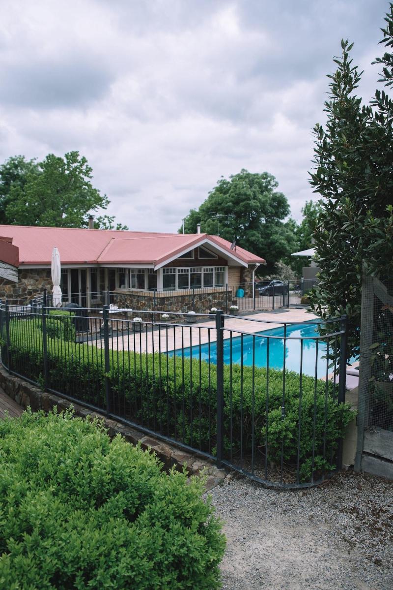 Araluen Boutique Accommodation image