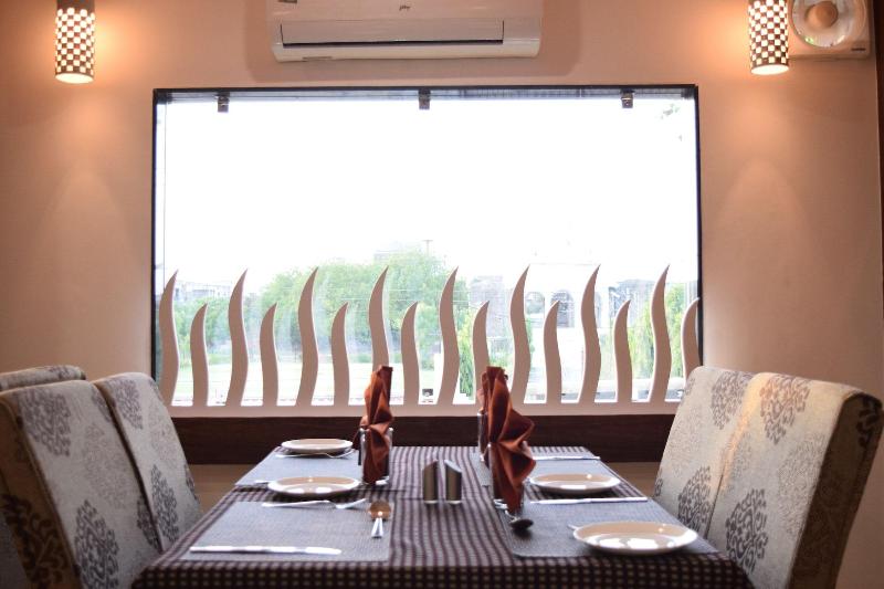 Ashoka Residency Hotel image 1