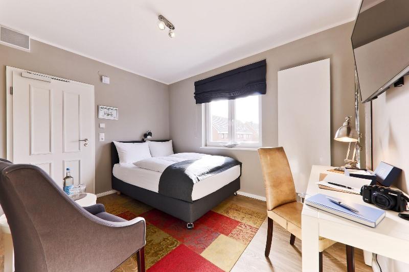 Astra Maris Hotel image