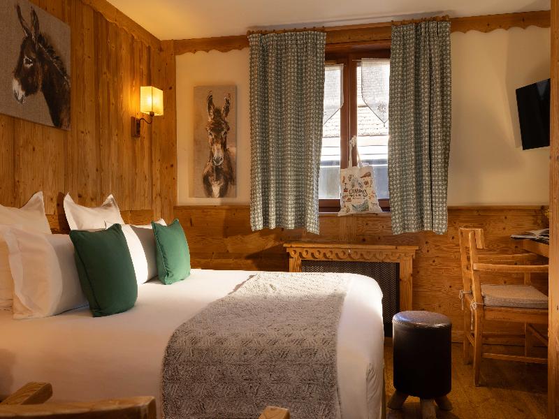 Auberge Du Manoir image