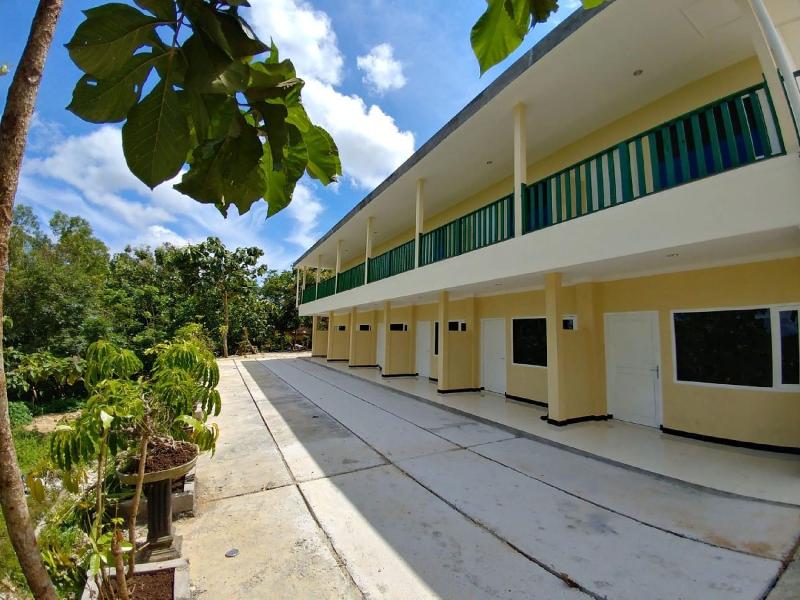 Azana Green Resort Pracimantoro 4